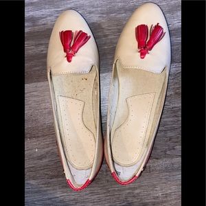 G.H. Bass Tassel Loafers Women’s 6.5 Cream Red Leather Flats